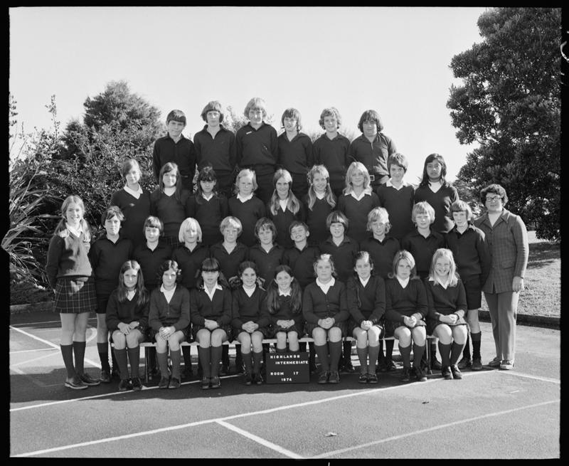 highlands-intermediate-school-class-group-puke-ariki