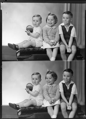 Brown, Children - Puke Ariki