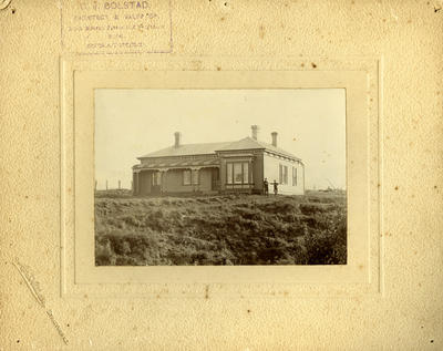 'Reverend George Clement's house in Stratford'; Circa 1900-1920; PHO2008-194