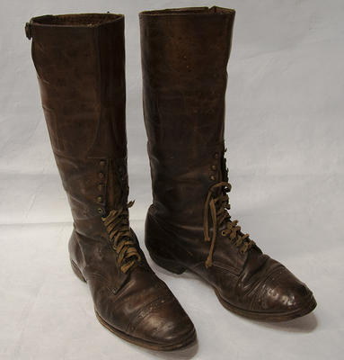 Boots, Military