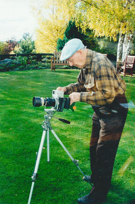 Robert Wells with his camera; Circa 2004; PHO2008-533