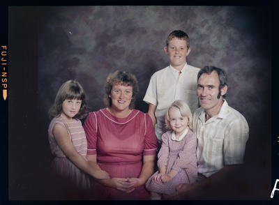 Alexander, Family Group - Puke Ariki