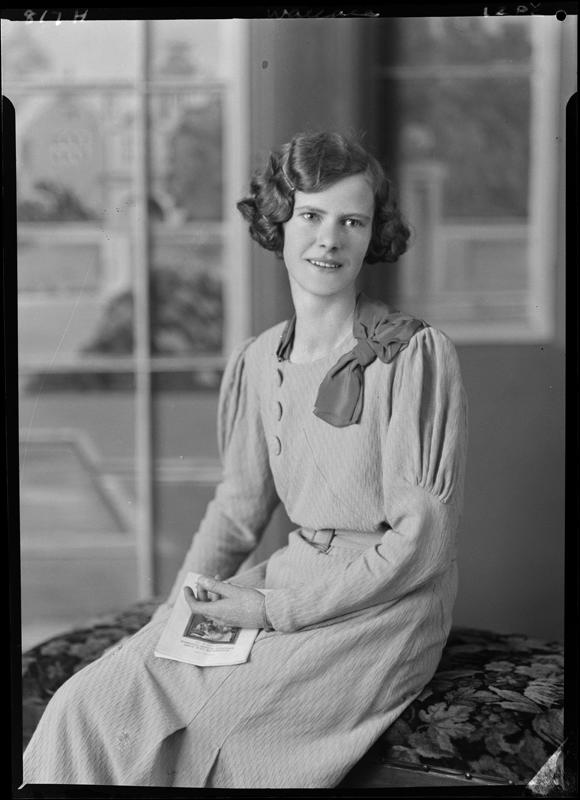 Wallace, Woman Puke Ariki