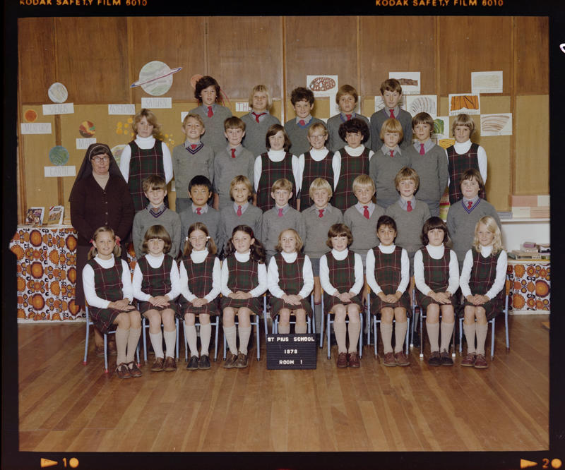 st-pius-x-school-class-group-puke-ariki