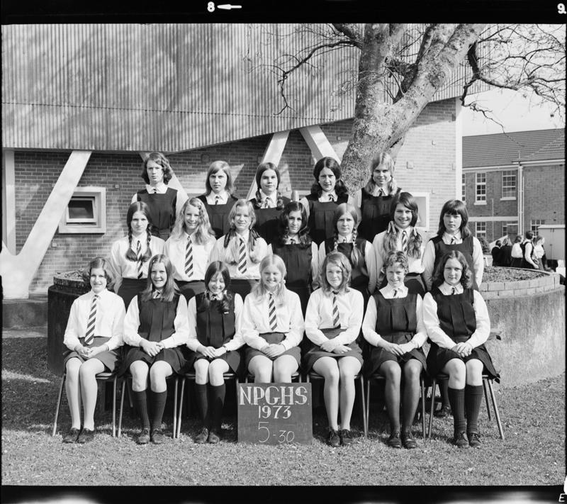 new-plymouth-girls-high-school-group-puke-ariki