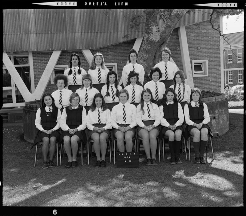 New Plymouth Girls High School Group Puke Ariki new-plymouth-girls-high-school-group-puke-ariki