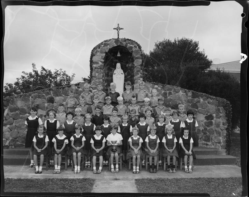 St Pius X School Group Puke Ariki