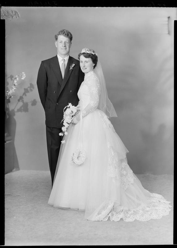 Julian Wedding Puke Ariki